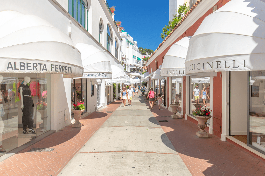 Indulging in Capri's Luxurious Shopping and Lifestyle - Capri Coast